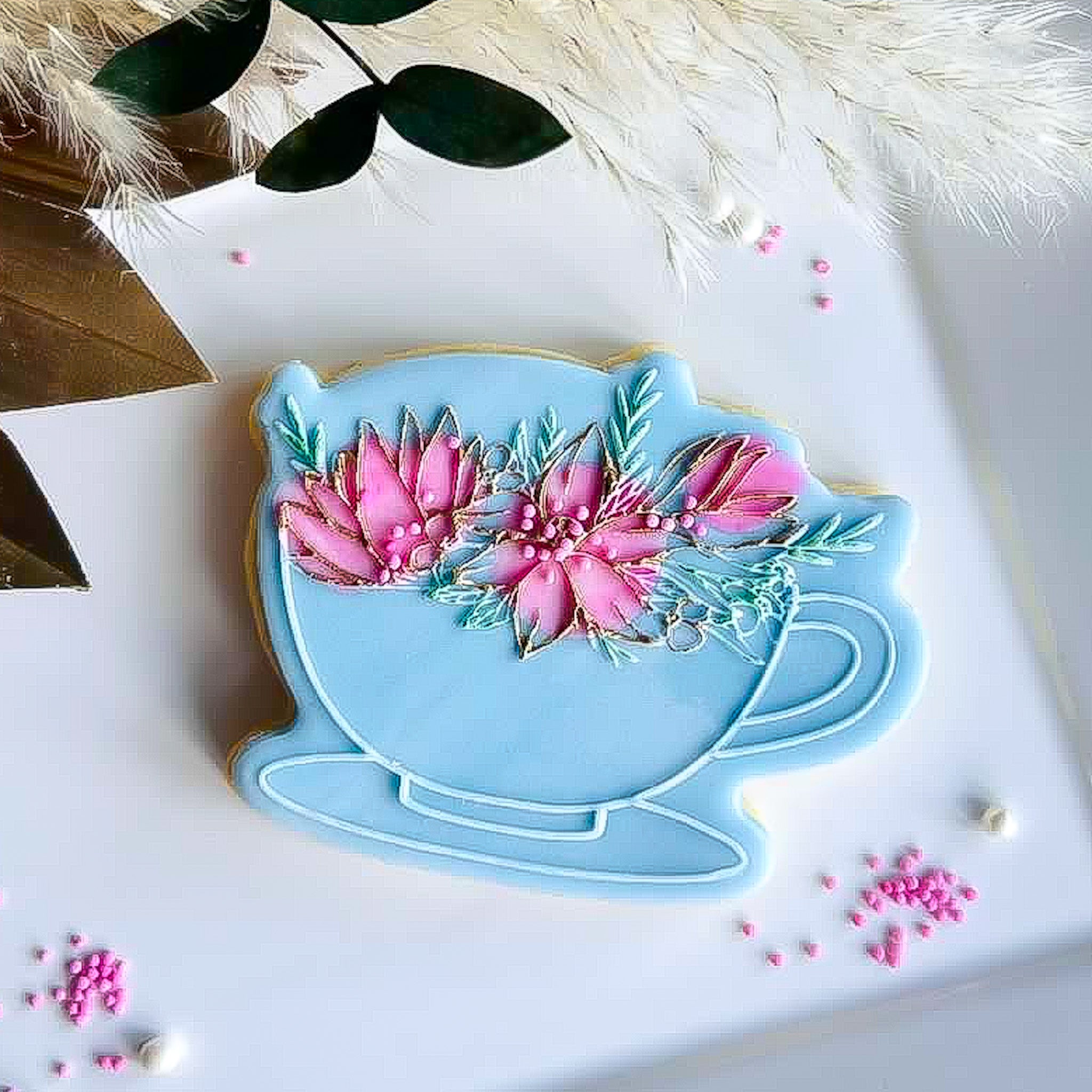 FLORAL TEACUP EMBOSSER AND CUTTER SET