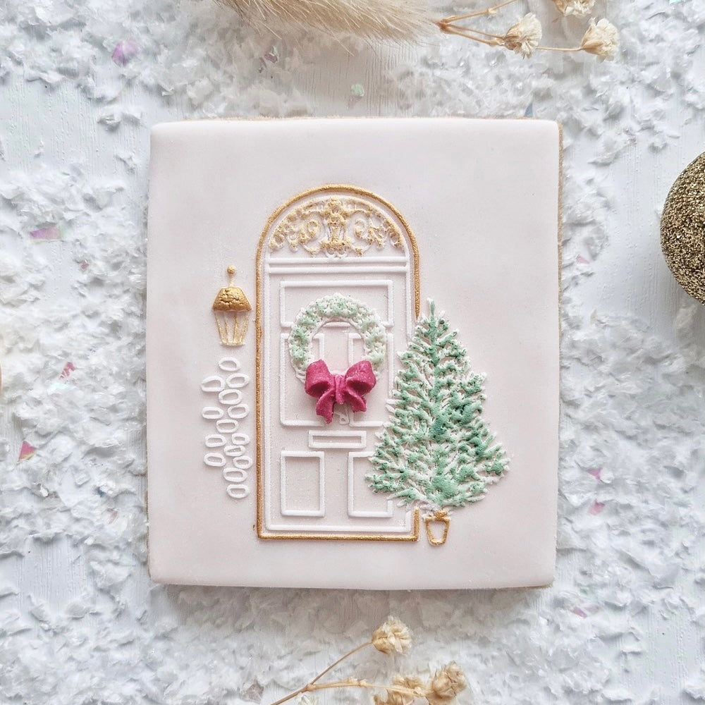 Festive Front Door With Wreath & Tree