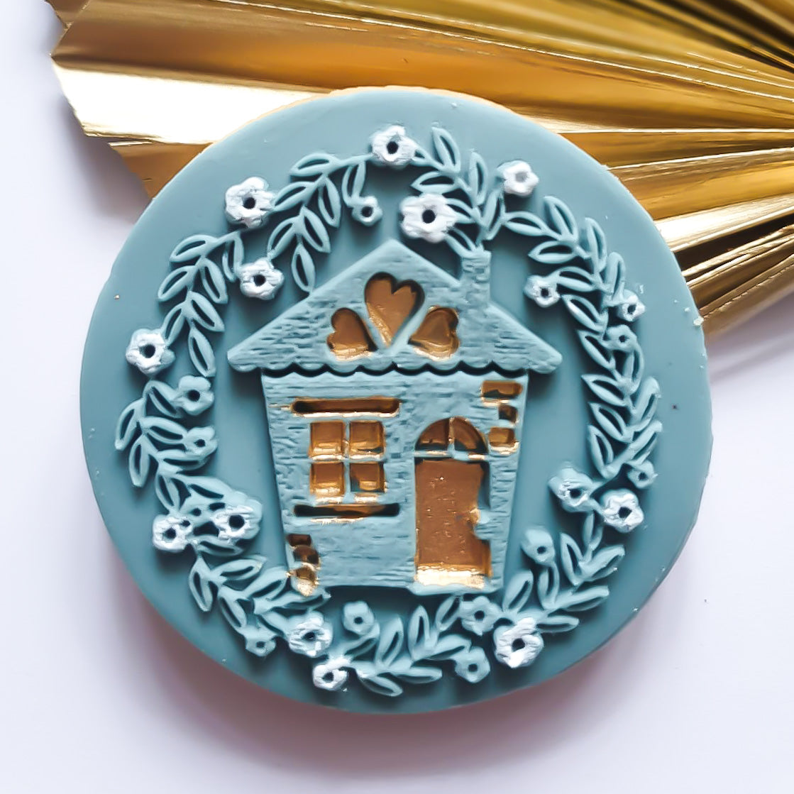 House With Floral Wreath Embosser