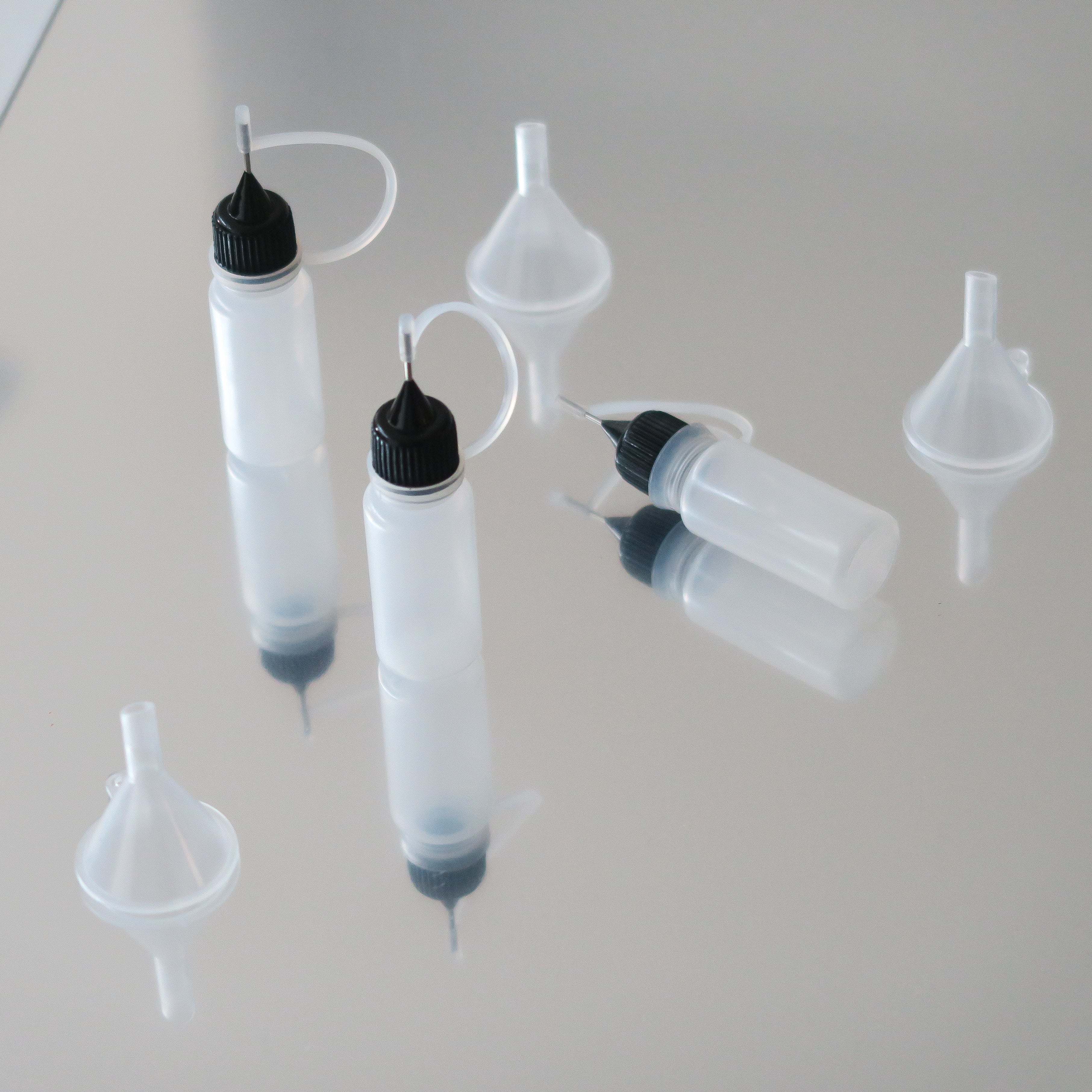 Easy Pour Paint Bottles (3 Pack + Funnels)