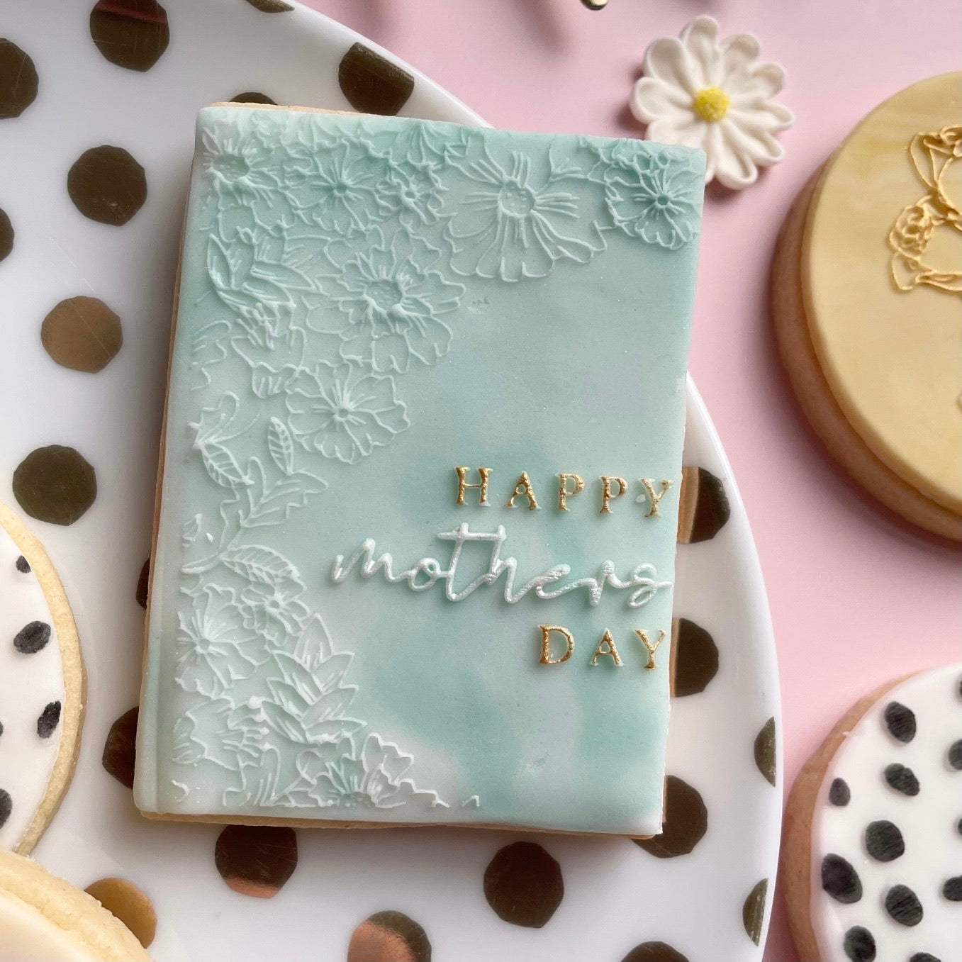 Floral Happy Mothers Day - Cut & Stamp