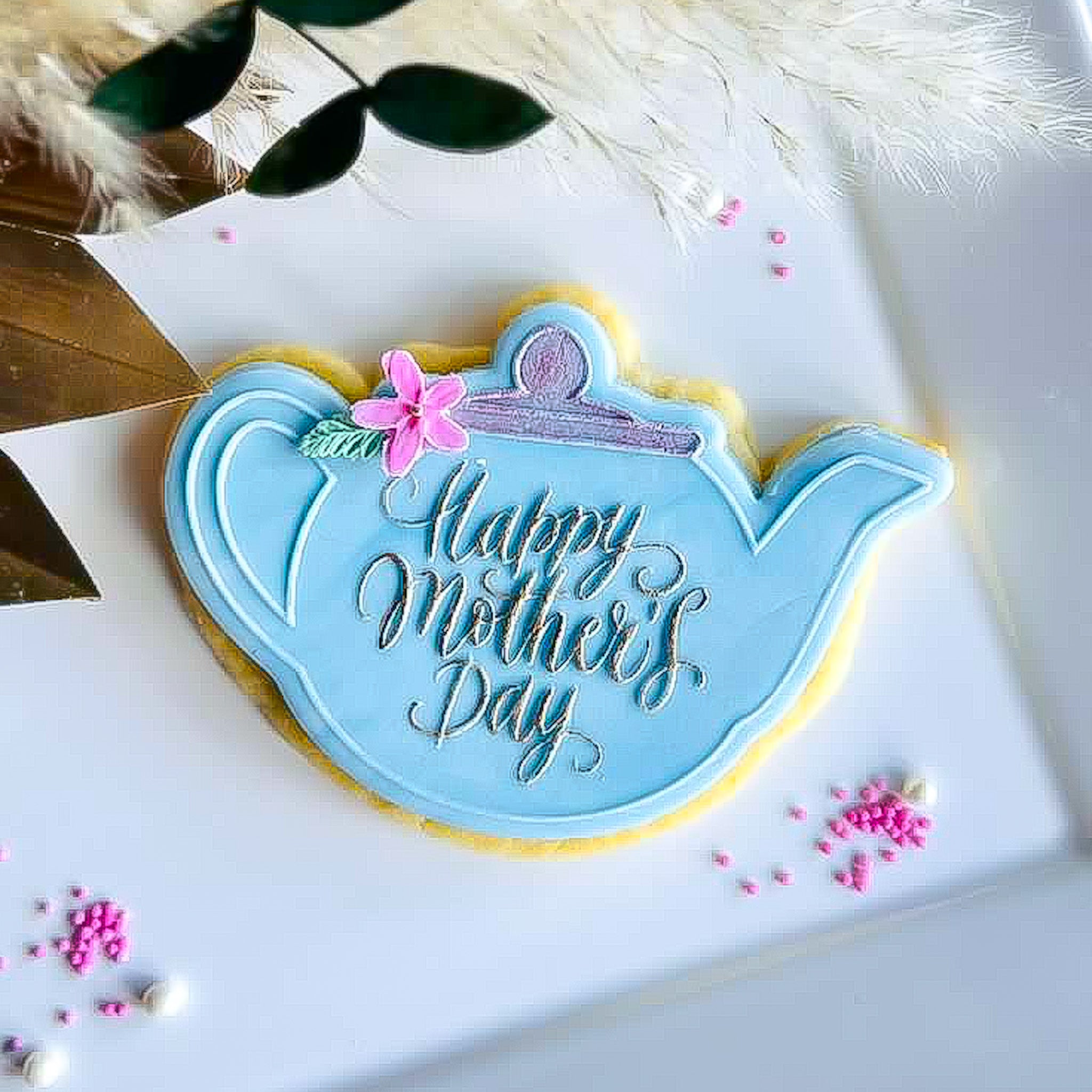 HAPPY MOTHER'S DAY TEAPOT EMBOSSER AND CUTTER SET